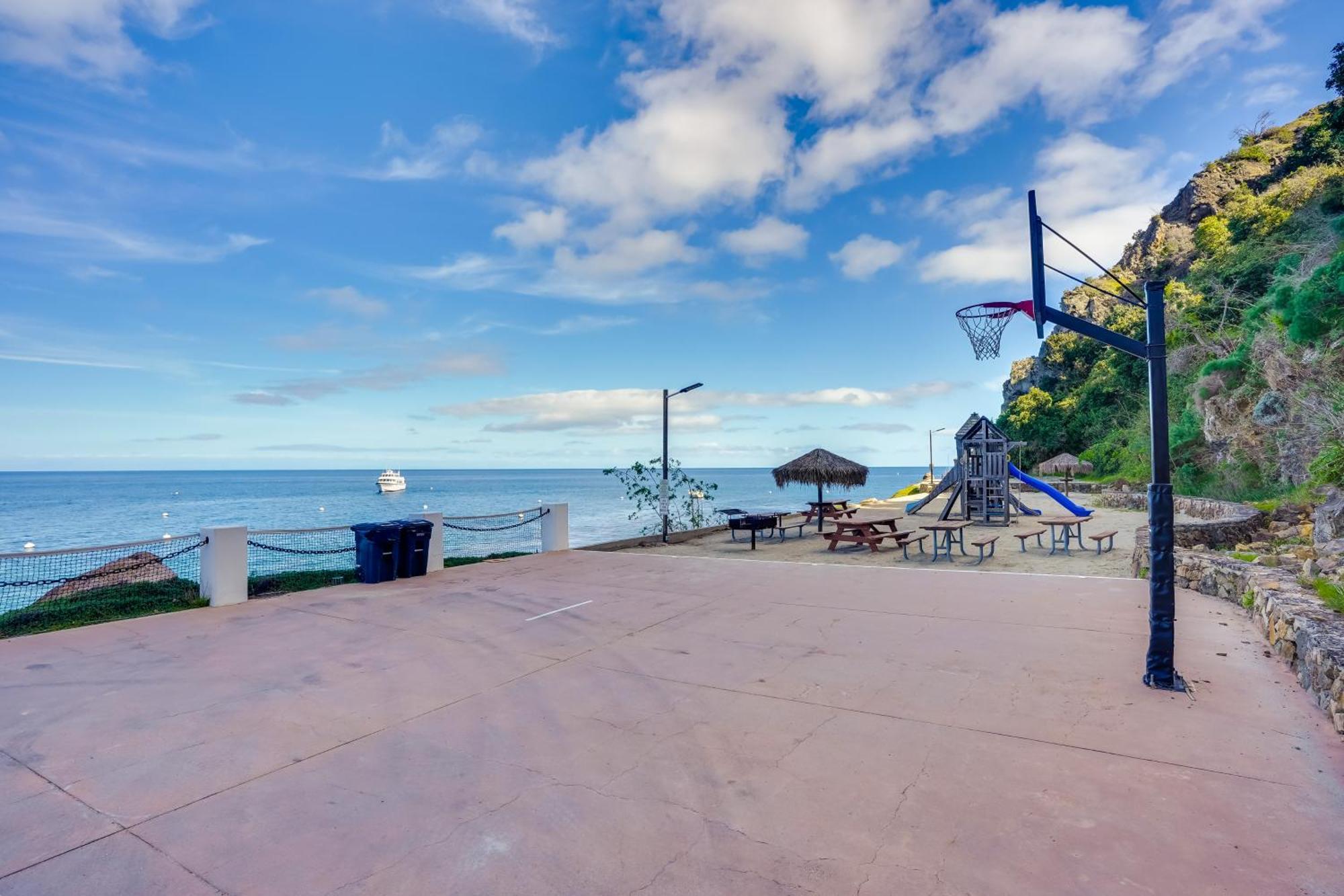 Gorgeous Catalina Island Condo With Golf Cart! Avalon Bagian luar foto